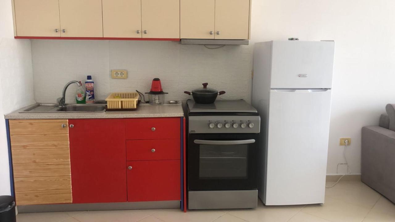 Sunshine Apartment ซารานเดอ ภายนอก รูปภาพ